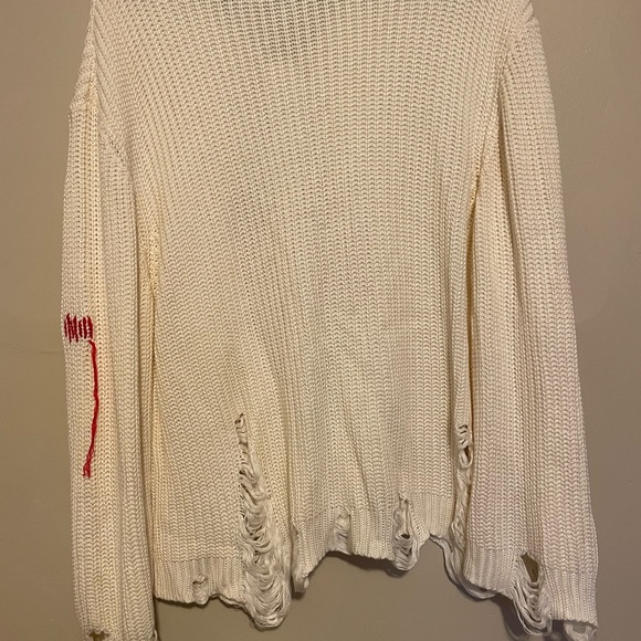 Peace Love World amor destructed sweater size medium - Picture 5 of 8